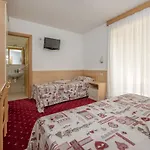 Garni Ciamorc