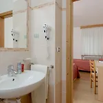 Garni Ciamorc Hotel *
