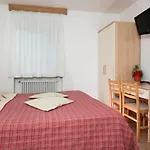 Garni Ciamorc Hotel