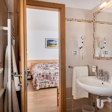 Hotel Garni Ciamorc Canazei