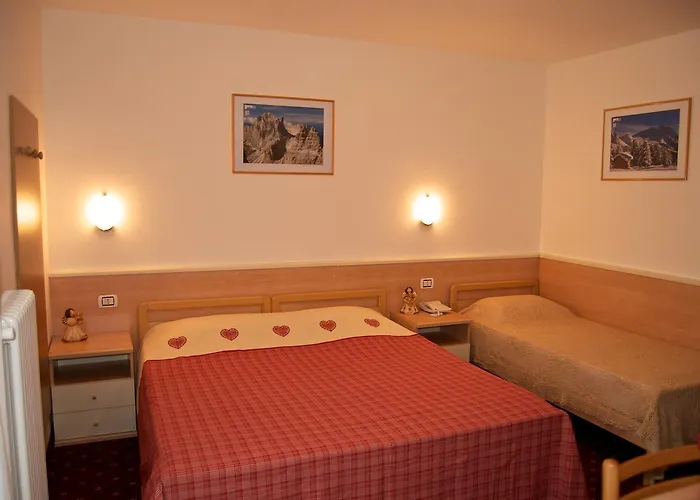 Garni Ciamorc * Канацеи