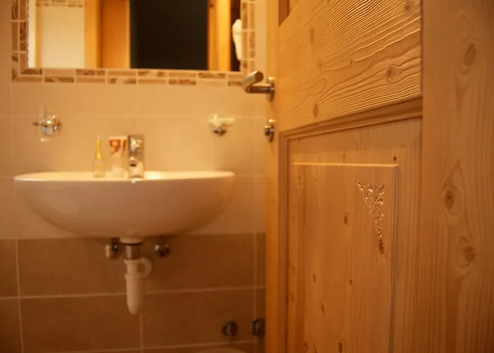 Garni Ciamorc Отель