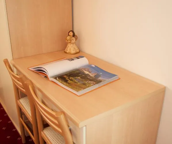 Garni Ciamorc Отель